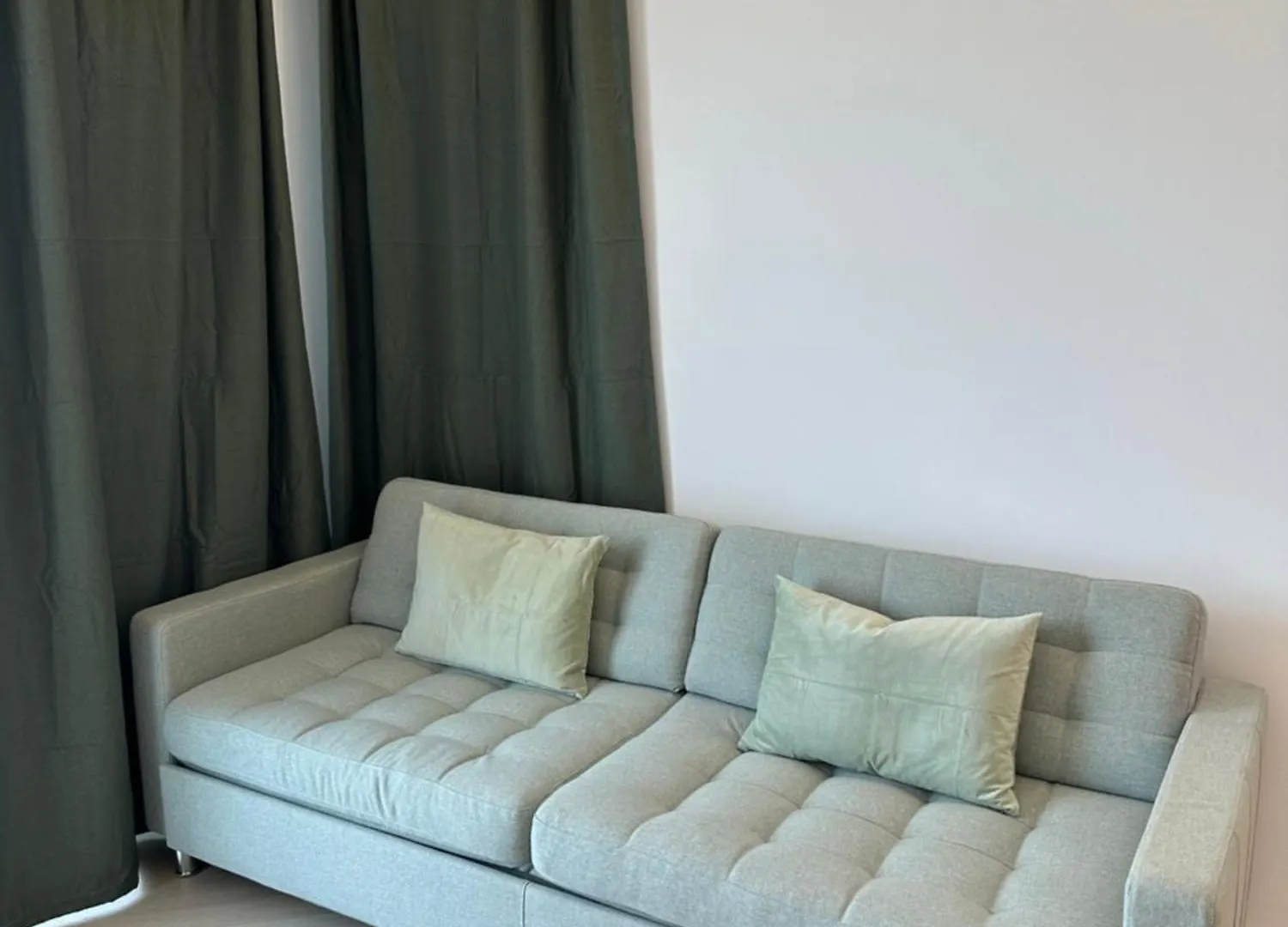 Cortina North New Luxury Apartment With Parking- Self Check In Voluntari
